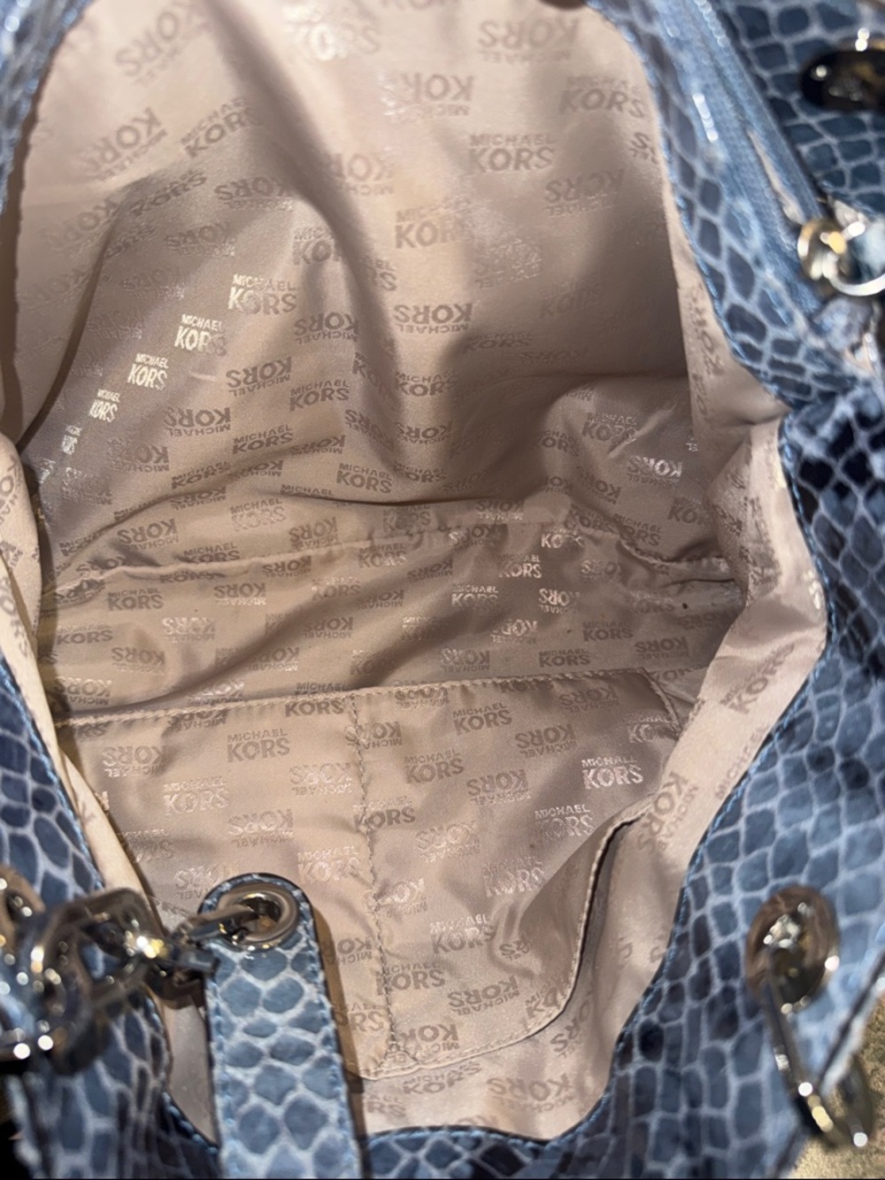 Michael Kors Gray-Blue Snake Print Shoulder Bag EUC - Picture 7 of 9